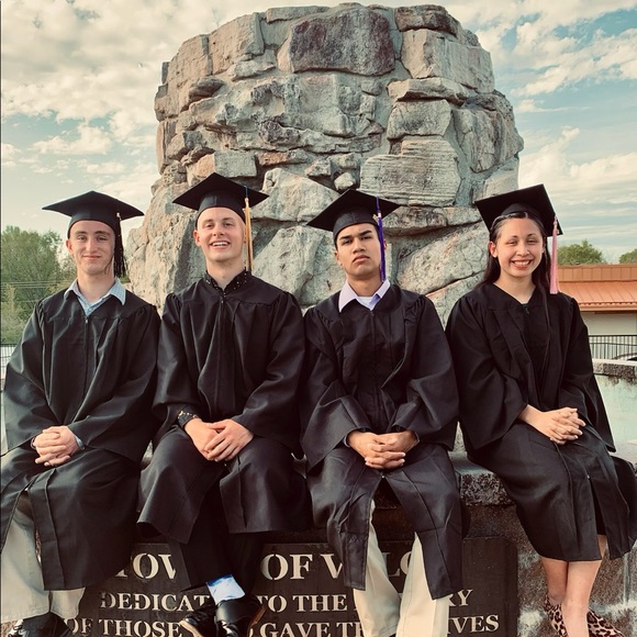 •MEET ME• - Picture 12 of 16